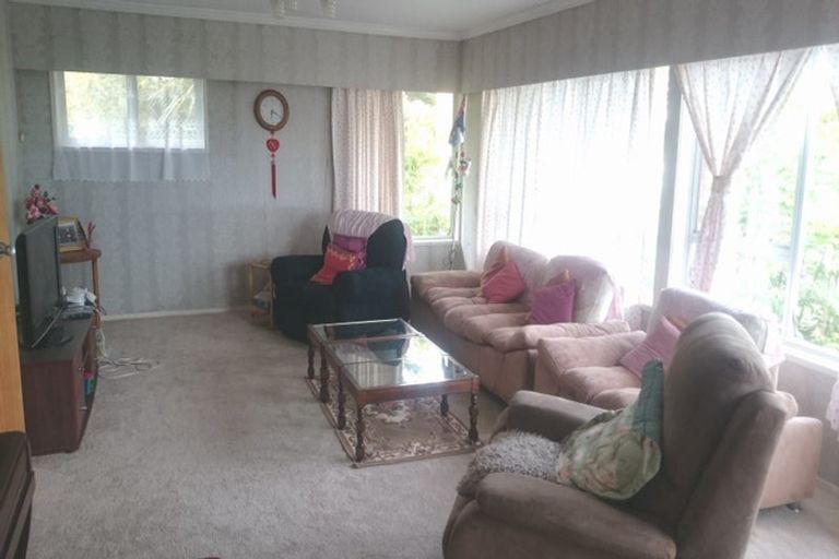 Photo of property in 22 Colin Wild Place, Glenfield, Auckland, 0629