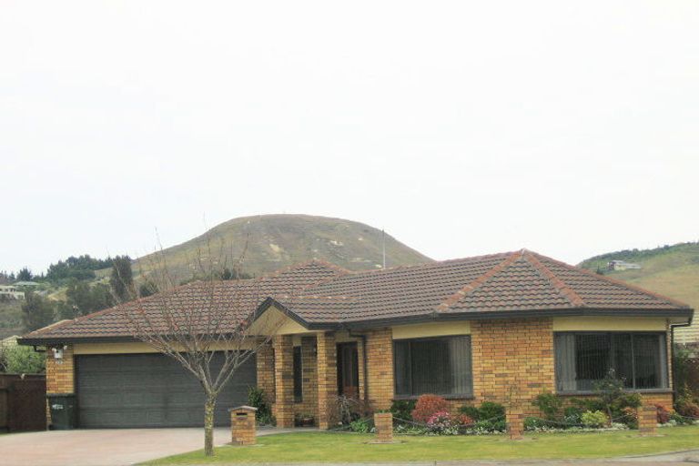 Photo of property in 14 Belgrave Place, Taradale, Napier, 4112