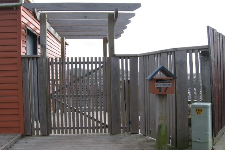 Photo of property in 17 Chapman Street, Johnsonville, Wellington, 6037