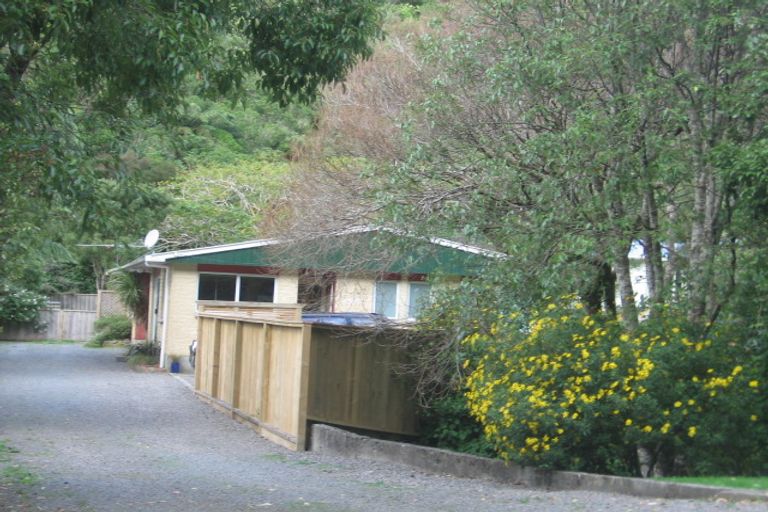 Photo of property in 1/73 Sunny Grove, Wainuiomata, Lower Hutt, 5014