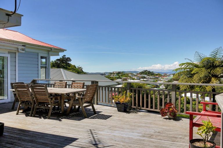 Photo of property in 33 Reuben Avenue, Brooklyn, Wellington, 6021