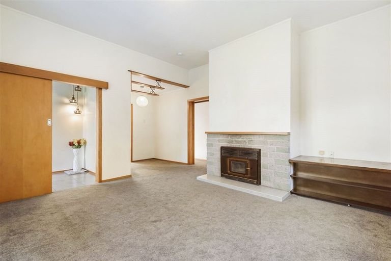 Photo of property in 145 Ocean View Road, Hillcrest, Auckland, 0627