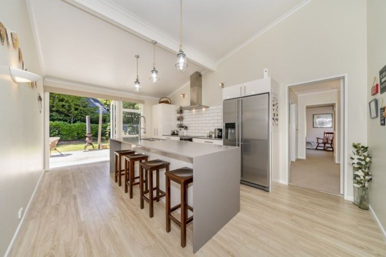 Photo of property in 30 Marlborough Street, Silverstream, Upper Hutt, 5019