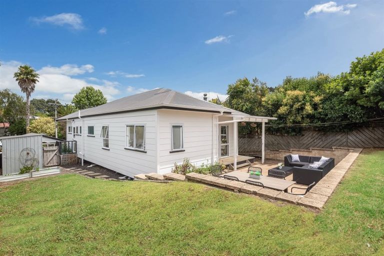 Photo of property in 10 Downer Street, Helensville, 0800