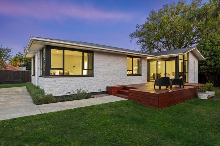 Photo of property in 17 Royleen Street, Casebrook, Christchurch, 8051