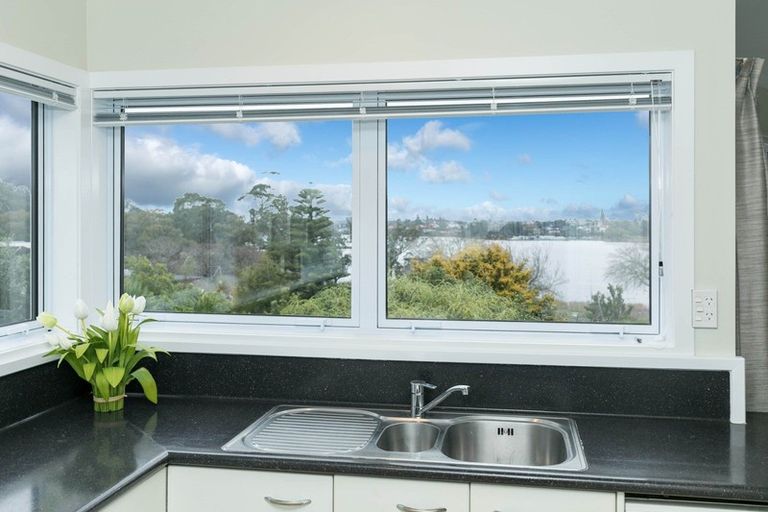 Photo of property in 104c Lake Road, Frankton, Hamilton, 3204