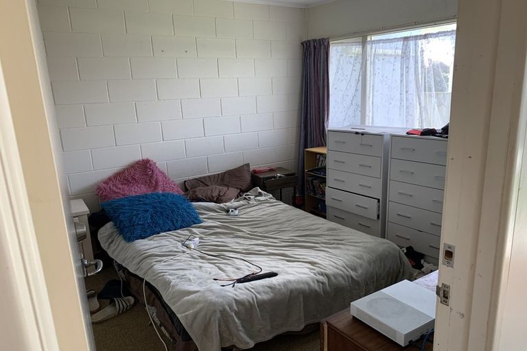 Photo of property in 18 Kent Street, Waiuku, 2123