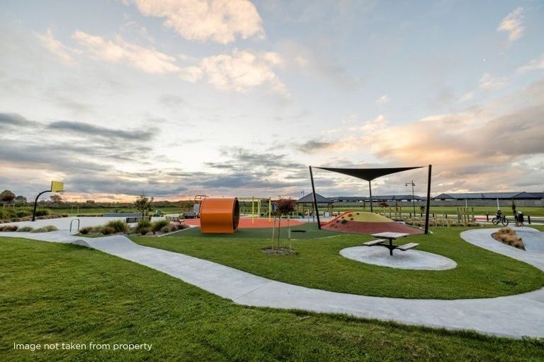 Photo of property in 33a Isobel Hodgson Drive, Cambridge, 3434