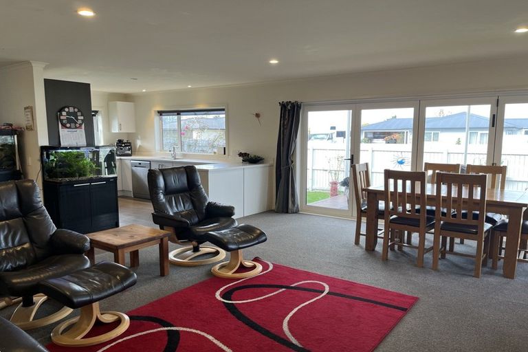 Photo of property in 10 Wescombe Grove, Feilding, 4702