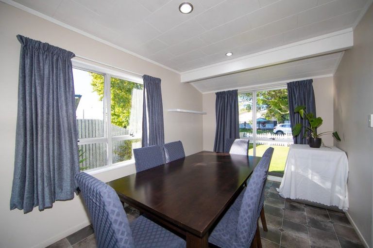 Photo of property in 22 Elliott Street, Taradale, Napier, 4112