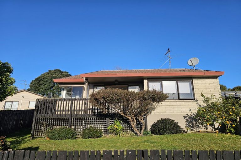 Photo of property in 13a Churchill Terrace, Waiuku, 2123