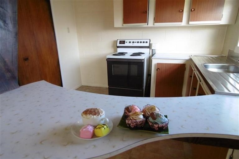 Photo of property in 12 Norwich Avenue, Spotswood, New Plymouth, 4310