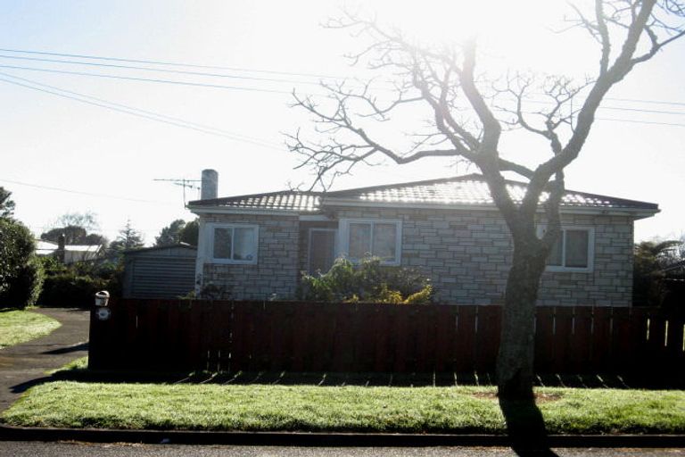 Photo of property in 76 Gloucester Road, Manurewa, Auckland, 2102