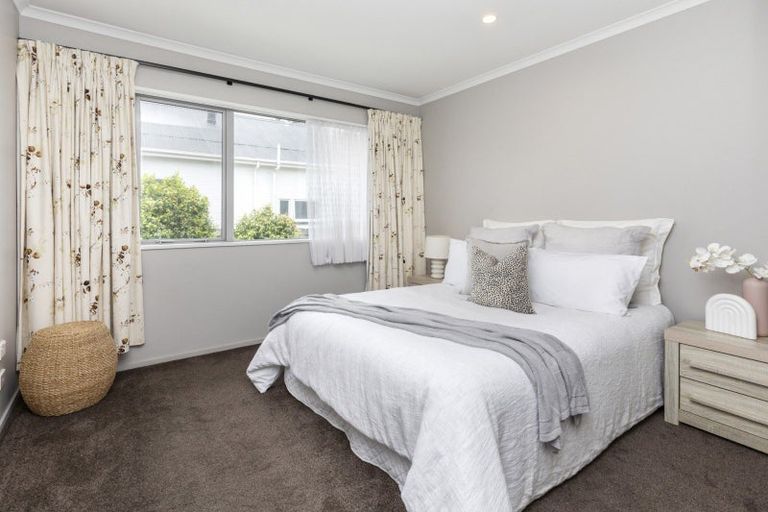 Photo of property in 2/50 Charles Street, Waltham, Christchurch, 8011