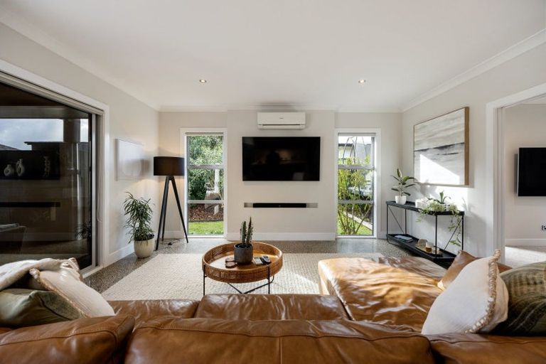 Photo of property in 32 Glaisdale Crescent, Flagstaff, Hamilton, 3210