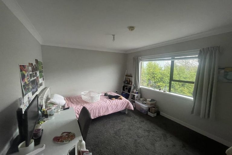 Photo of property in 32 Coronation Road, Hillcrest, Auckland, 0627