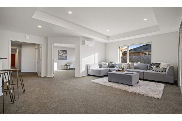 Photo of property in 4 Mollymawk Place, Woolston, Christchurch, 8023