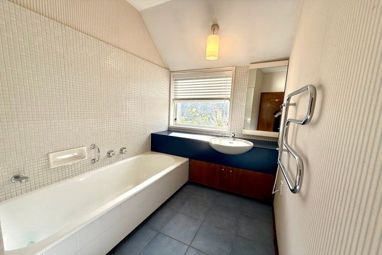 Photo of property in 23 Helmores Lane, Merivale, Christchurch, 8014