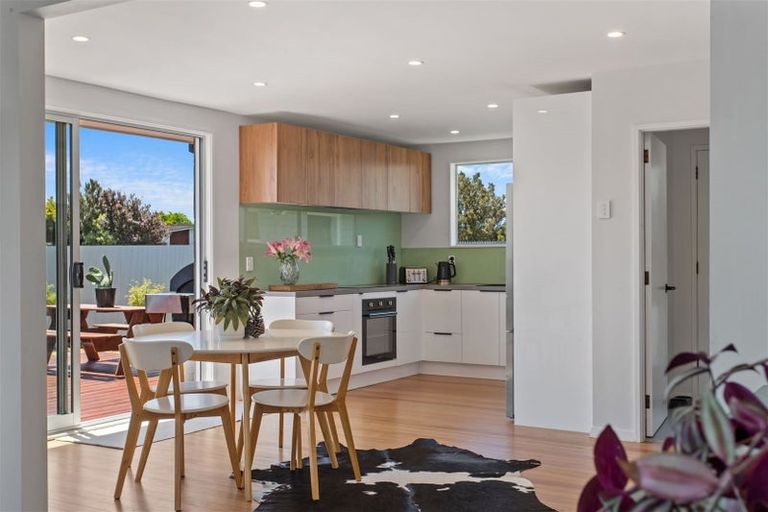 Photo of property in 65 Johns Road, Rangiora, 7400