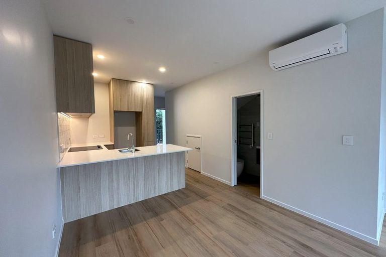 Photo of property in 49 Erina Road, Wiri, 2104