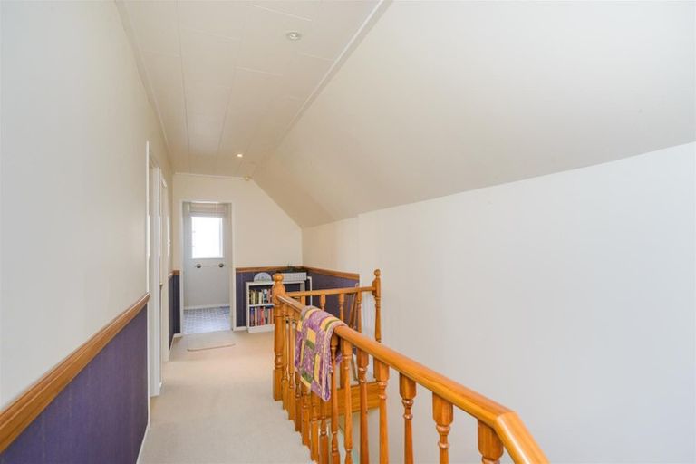 Photo of property in 35 Wanganui Road, Marton, 4710