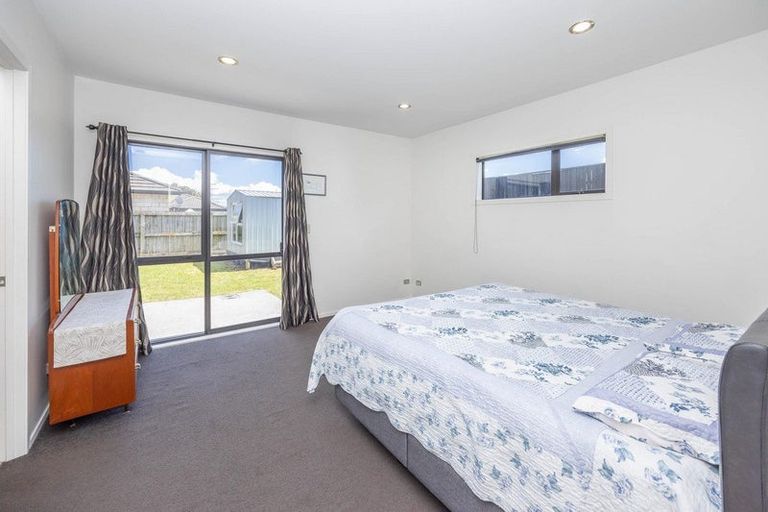 Photo of property in 15 Te Ironui Place, Huntington, Hamilton, 3210