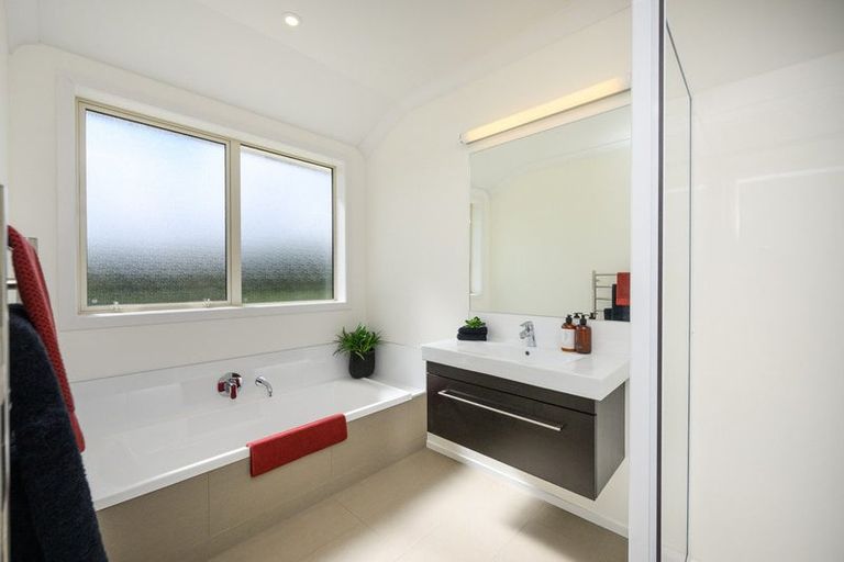 Photo of property in 105 Pharazyn Street, Feilding, 4702