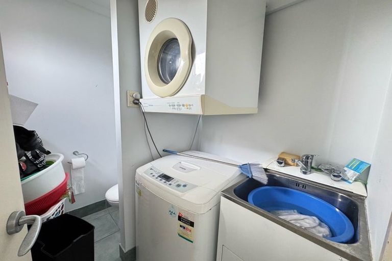 Photo of property in 30/5 Carolina Place, Albany, Auckland, 0632