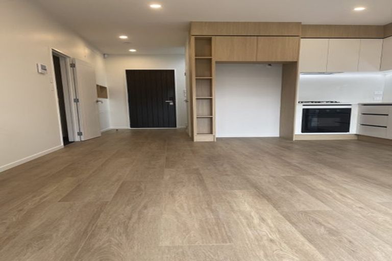 Photo of property in 11d Trinidad Road, Sunnynook, Auckland, 0620