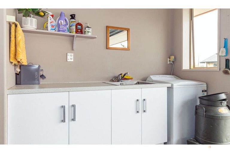 Photo of property in 9 Tancred Street, Geraldine, 7930