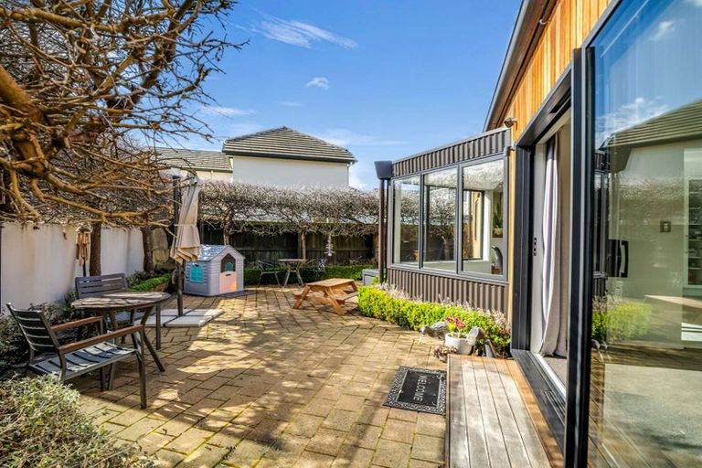 Photo of property in 3/48 Mcfaddens Road, St Albans, Christchurch, 8052