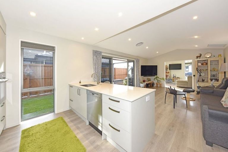 Photo of property in 76 Muirhill Street, Halswell, Christchurch, 8025