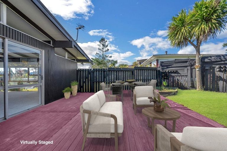 Photo of property in 44 Miltonia Avenue, Te Atatu South, Auckland, 0610