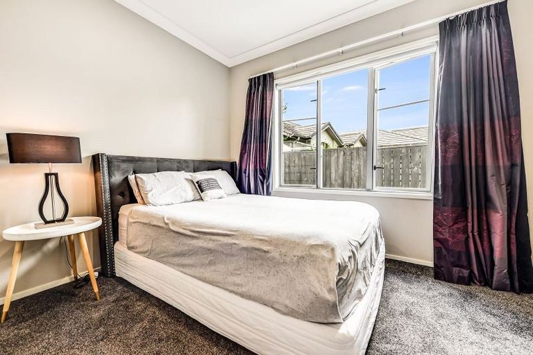 Photo of property in 43 The Esplanade, Huntington, Hamilton, 3210