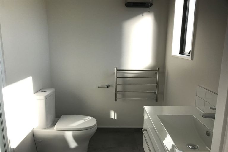 Photo of property in 3/46 Champion Street, Edgeware, Christchurch, 8013