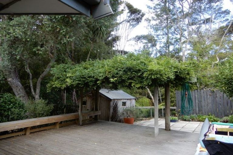 Photo of property in 4 Berne Place, Birkenhead, Auckland, 0626