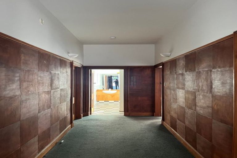 Photo of property in 43 Mortimer Terrace, Brooklyn, Wellington, 6021