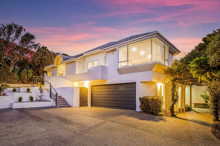 Photo of property in 10 Portage Place, Whitby, Porirua, 5024