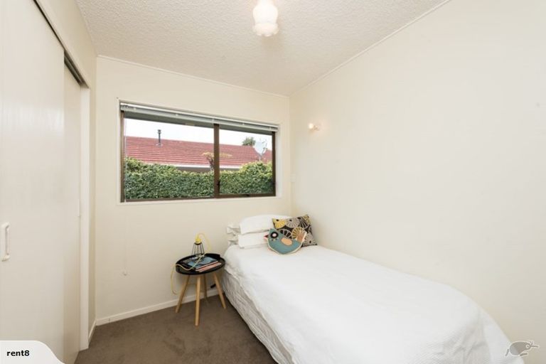 Photo of property in 1/27 Parkvale Road, Karori, Wellington, 6012