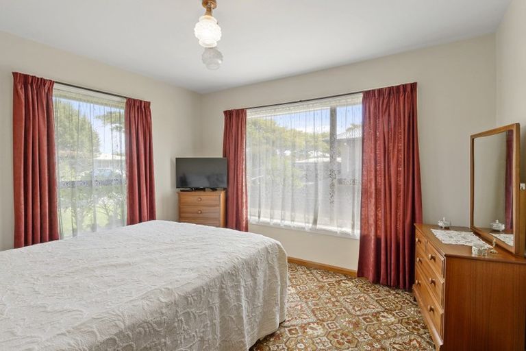 Photo of property in 220 Harewood Road, Bishopdale, Christchurch, 8053