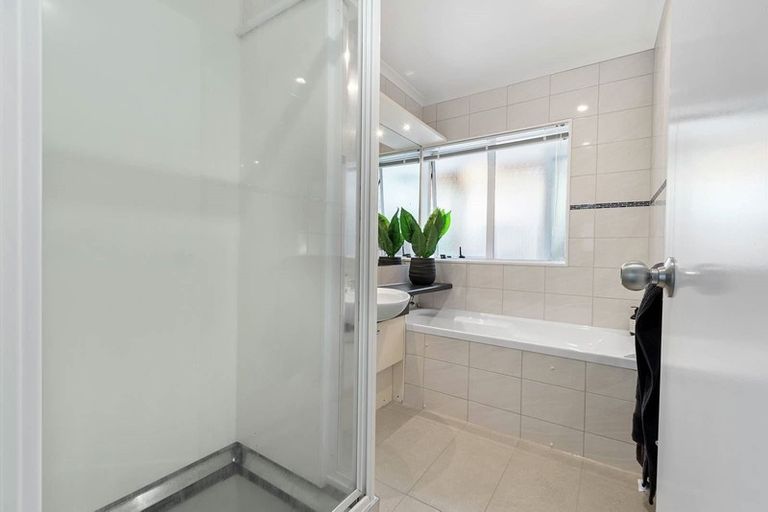 Photo of property in 1/19 Stratford Road, Manurewa, Auckland, 2105