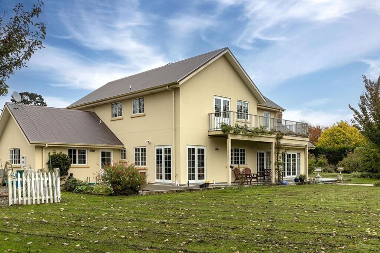 Photo of property in 119 Cox Street, Geraldine, 7930