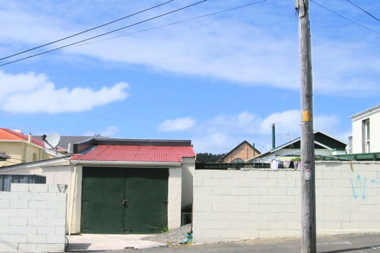 Photo of property in 345 Adelaide Road, Newtown, Wellington, 6021