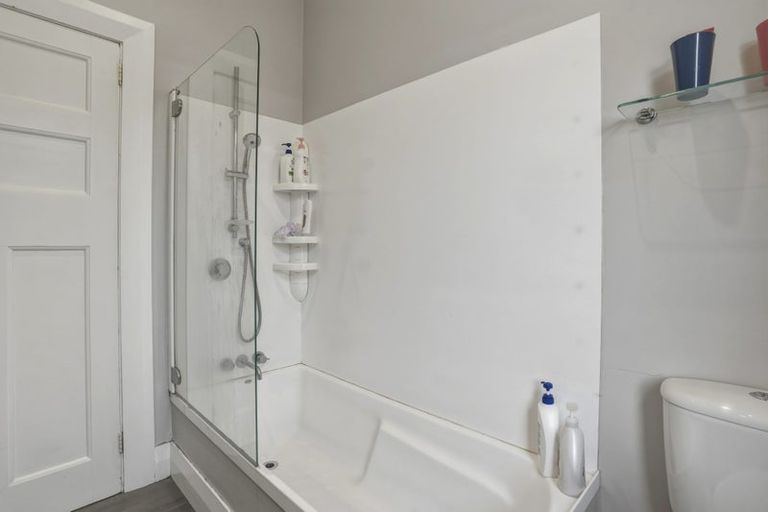 Photo of property in 185 Kenmure Road, Kenmure, Dunedin, 9011