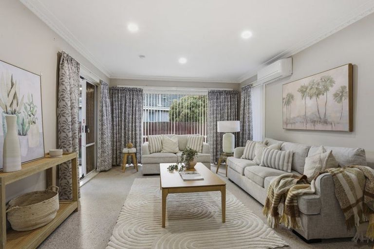 Photo of property in 5 Inverell Place, North New Brighton, Christchurch, 8083