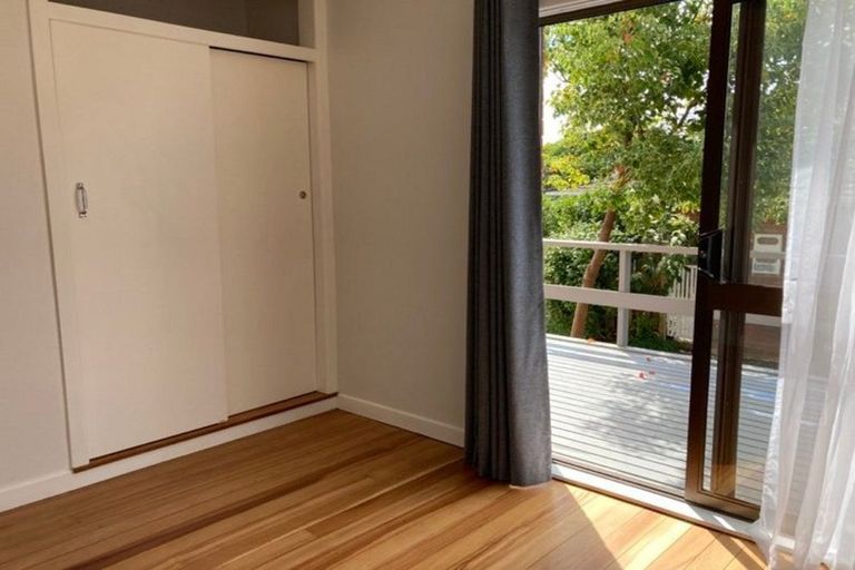 Photo of property in 1/5b Mcintyre Road, Mangere Bridge, Auckland, 2022
