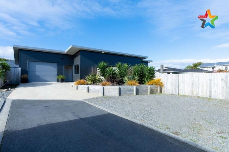 Photo of property in 4a Millhaven Place, Otaki, 5512