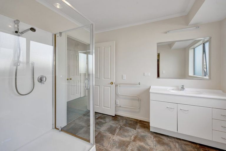 Photo of property in 40 Cutfield Street, Inglewood, 4330