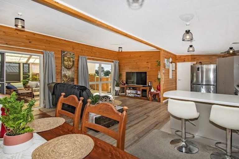 Photo of property in 21a Tamure Place, Ruakaka, 0116