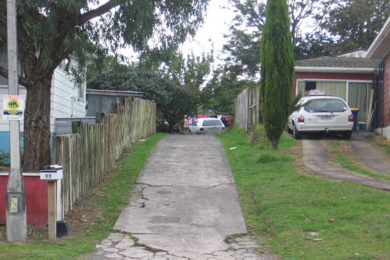 Photo of property in 11 Kelman Road, Kelston, Auckland, 0602
